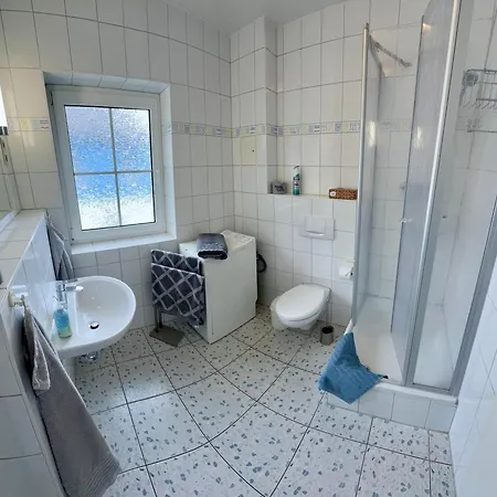 Geraeumige No 2 In Strandnaehe Apartment